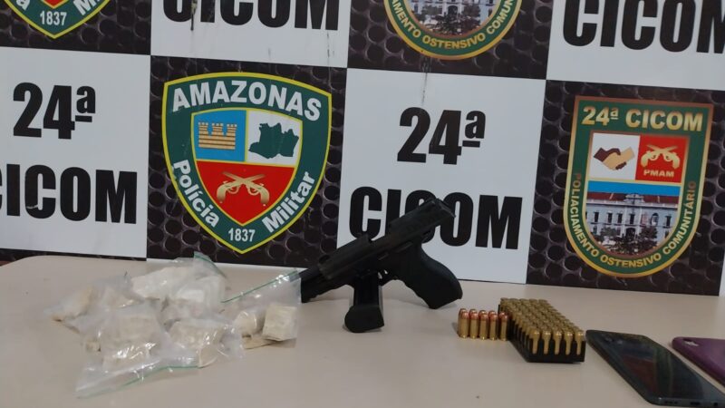 Dupla é presa por porte ilegal de arma de fogo e tráfico de drogas em Manaus