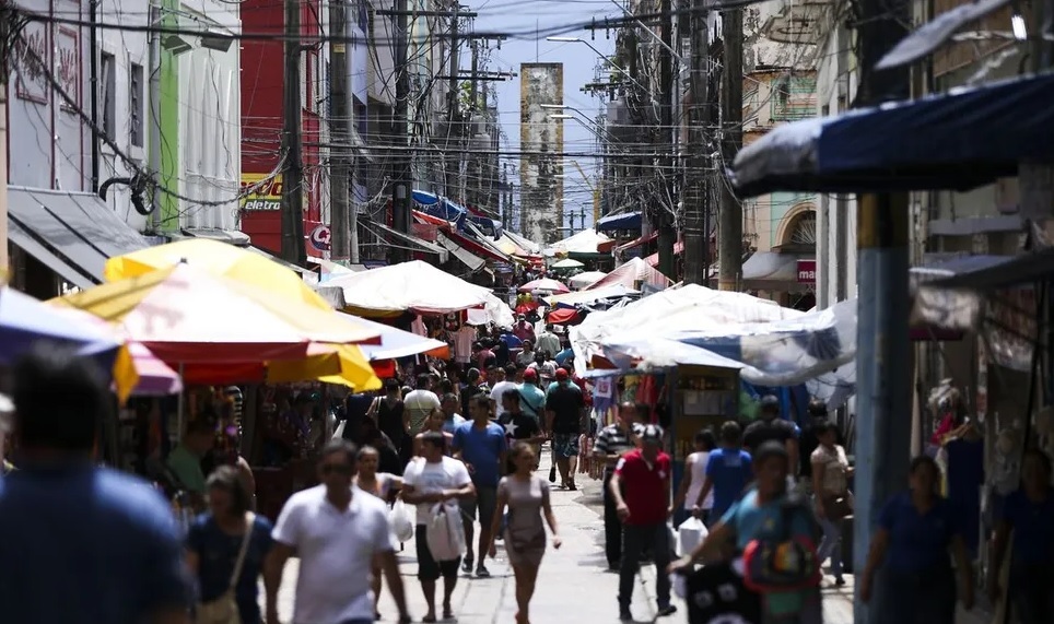 Manaus apresenta terceira menor expectativa de vida entre capitais do Brasil, diz Instituto