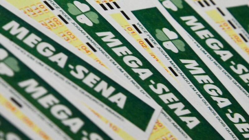 Ninguém acerta e Mega-Sena pode pagar R$ 72 milhões na quinta-feira