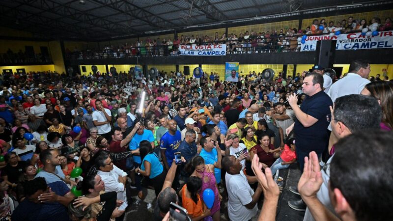 Pré-candidato à Prefeitura de Manaus, Roberto Cidade é recebido por multidão na zona Norte da capital