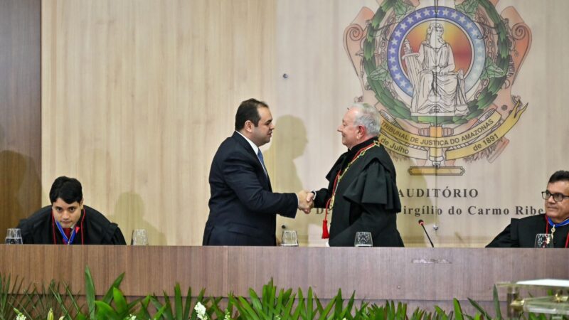Presidente Roberto Cidade participa da posse da nova corte eleitoral do TRE-AM