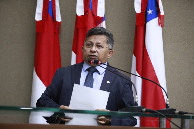 Deputado Sinésio Campos propõe política para incentivar o babaçu no Amazonas