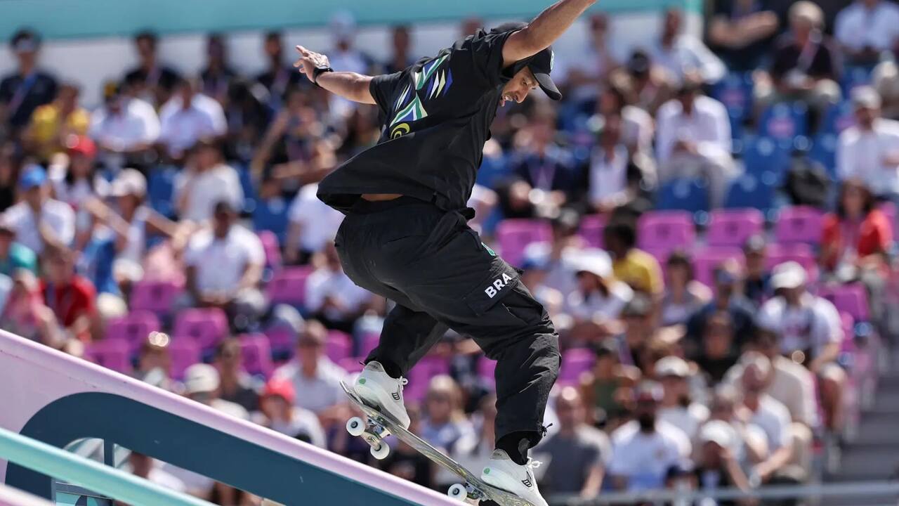 Kelvin Hoefler avança e está nas finais do skate street nas Olimpíadas de Paris 2024