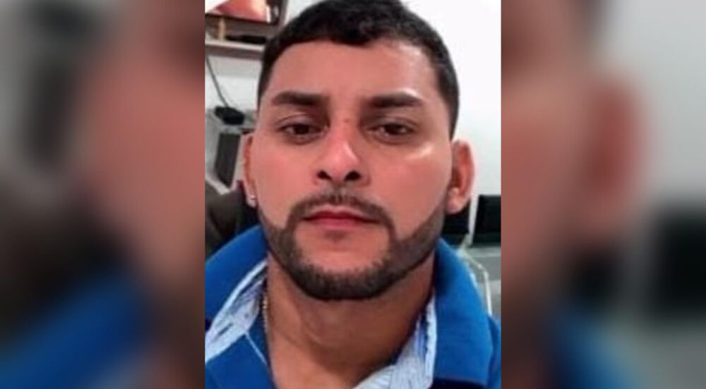 Homem que agrediu e ameaçou de morte a namorada é procurado em Manaus