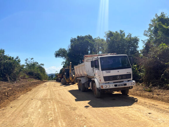 Programa Asfalta Amazonas leva mobilidade urbana para as ruas de Silves