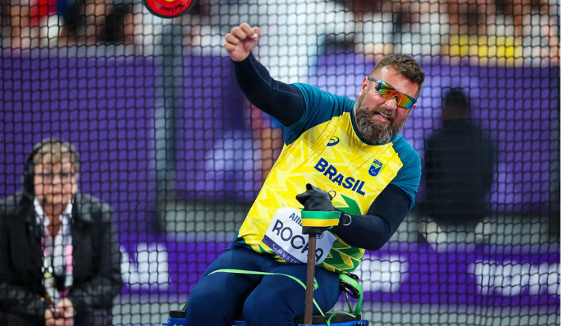 Bronze de André Rocha no lançamento de disco é medalha 400 do Brasil