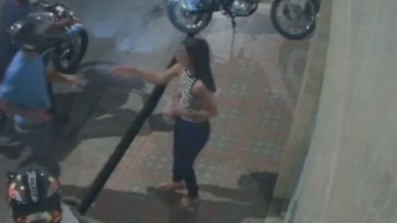 Criminosos rendem mulheres durante assalto em Manaus