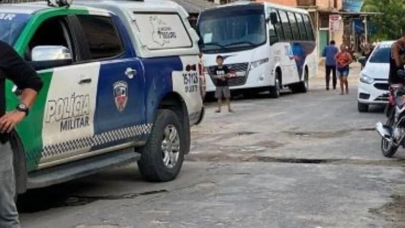 Homem é executado na porta de casa em Manaus