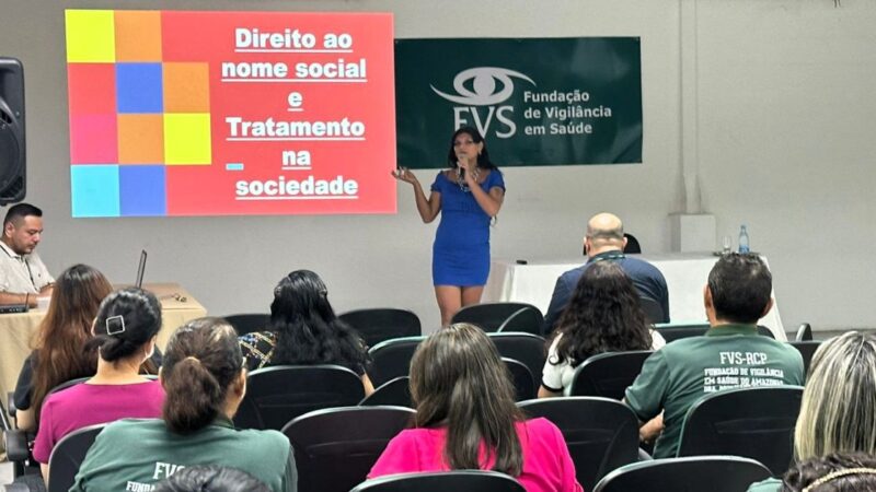 Palestra orienta sobre direito ao tratamento pelo nome social ao grupo LGBTQIAPN+