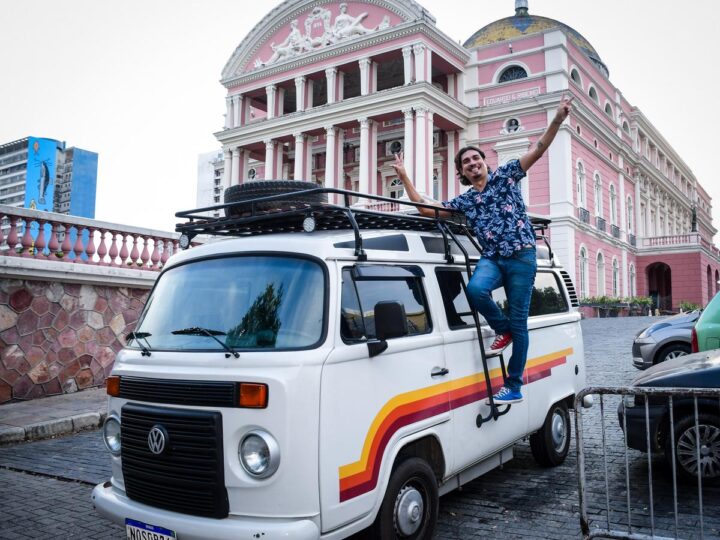 Denis Siqueira: A voz da cultura e da vida em movimento em Manaus no Amazonas