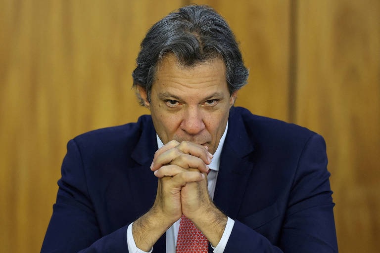 Haddad vai anunciar pacote fiscal e isenção no IR para quem ganha até R$ 5 mil