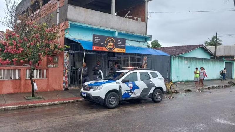 Tiroteio em festa de aniversário mata 3 e fere 7 pessoas