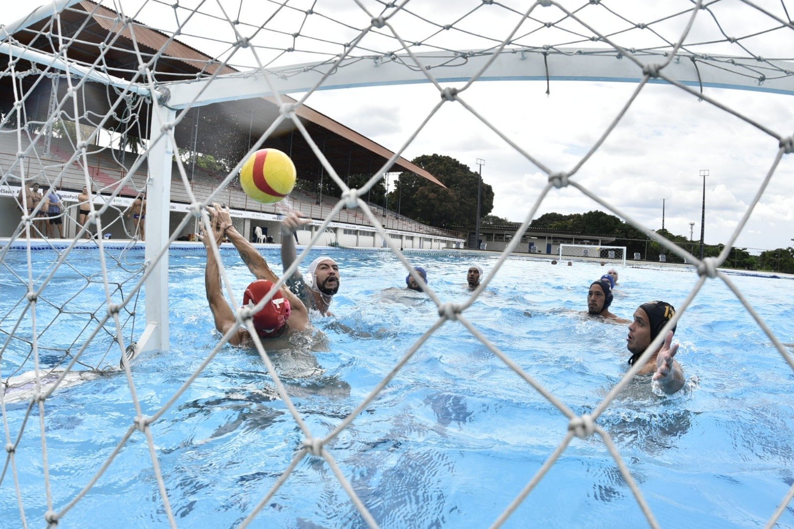 Vila Olímpica é sede do Campeonato Amazonense de Polo Aquático