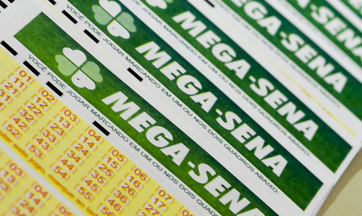 Mega-Sena sorteia nesta terça-feira prêmio acumulado em R$ 100 milhões