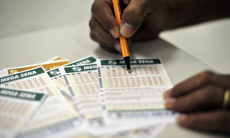 Mega-Sena sorteia prêmio acumulado em R$ 130 milhões