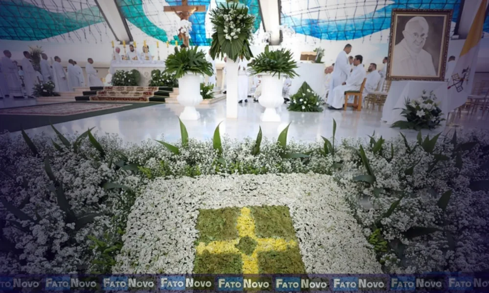 Missa dos 65 anos de Brasília é marcada pela emoção com mensagem de adeus ao papa Francisco