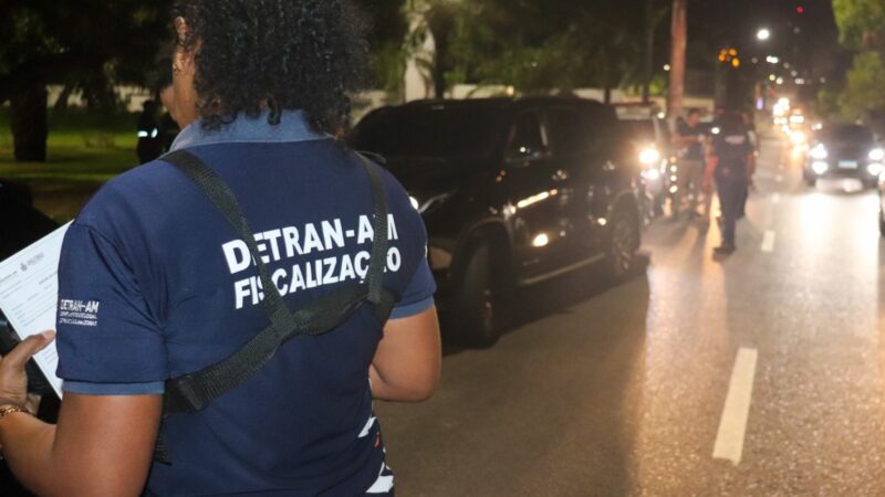 Detran flagra 120 motociclistas sem capacete e 51 motoristas bêbados no feriado em Manaus