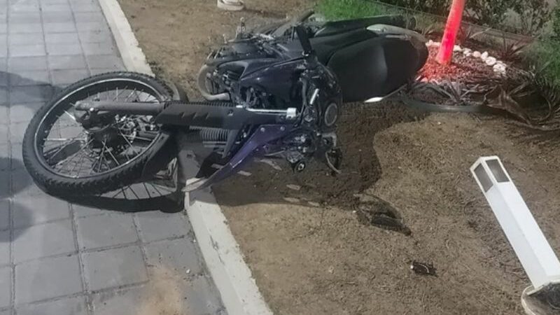 Jovem morre em grave acidente de moto em Manaus