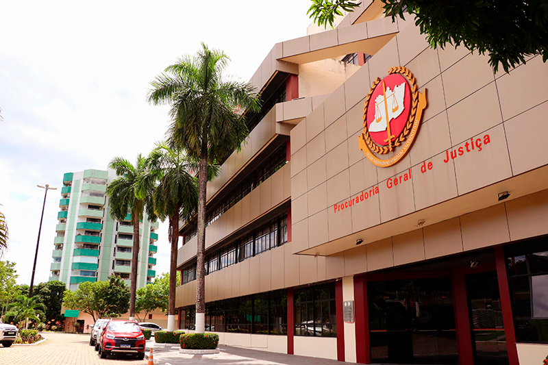 Conselheira tutelar e esposa de secretário é alvo de investigação