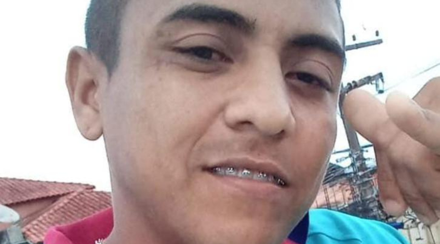 Homem morre ao defender criança de agressão em Manaus