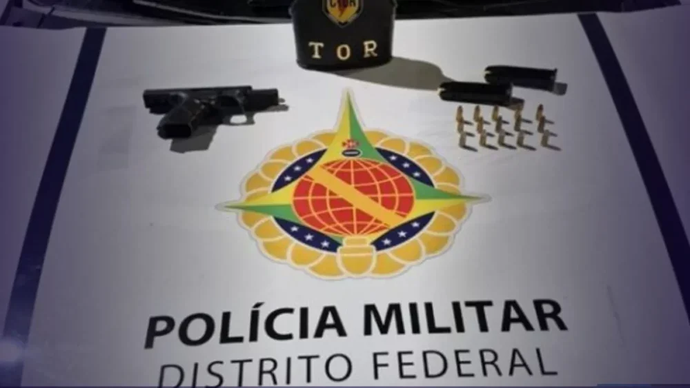 PMDF apreende arma de fogo em bar durante operação contra poluição sonora no Recanto das Emas