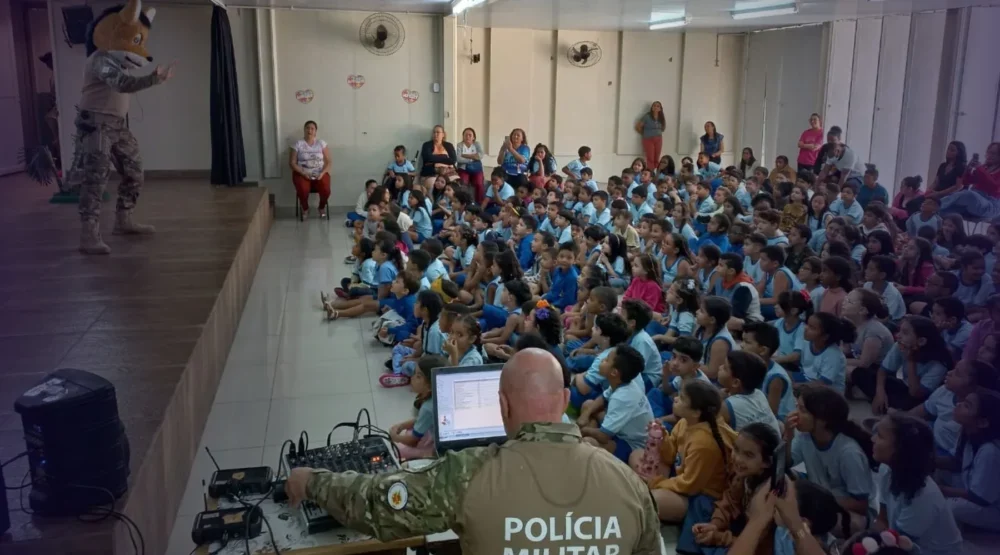 Educação Ambiental Através da Arte e da Conscientização