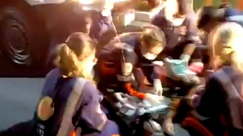 Jovem sofre descarga elétrica em shopping de Manaus