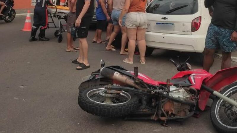 Dois acidentes com motociclistas deixam feridos em Manaus neste sábado