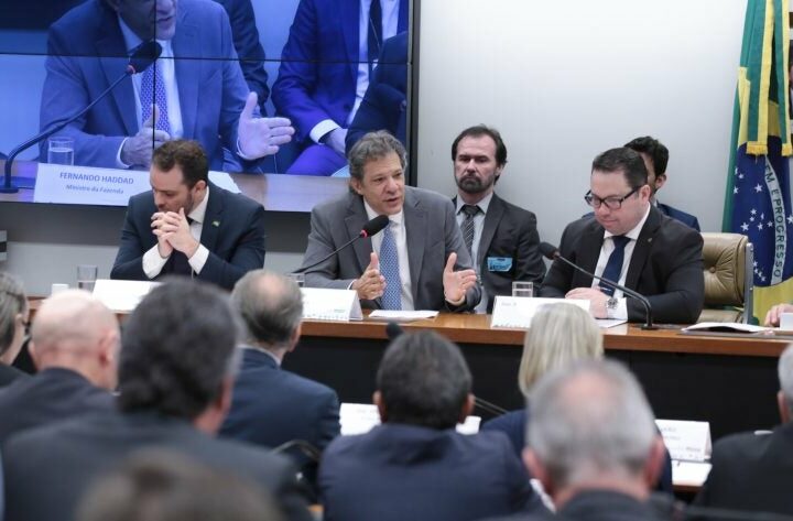 Produtores rurais podem ter crédito de R$ 12 bi reavaliado, diz Haddad