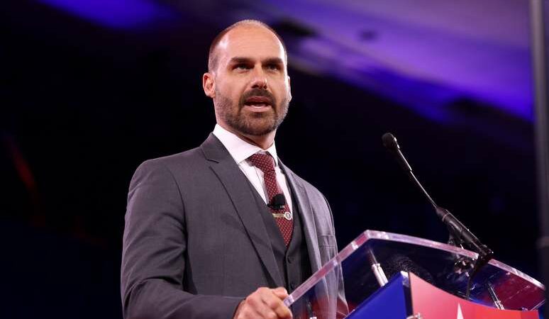 Comissão de Ética da Câmara arquiva representação contra Eduardo Bolsonaro