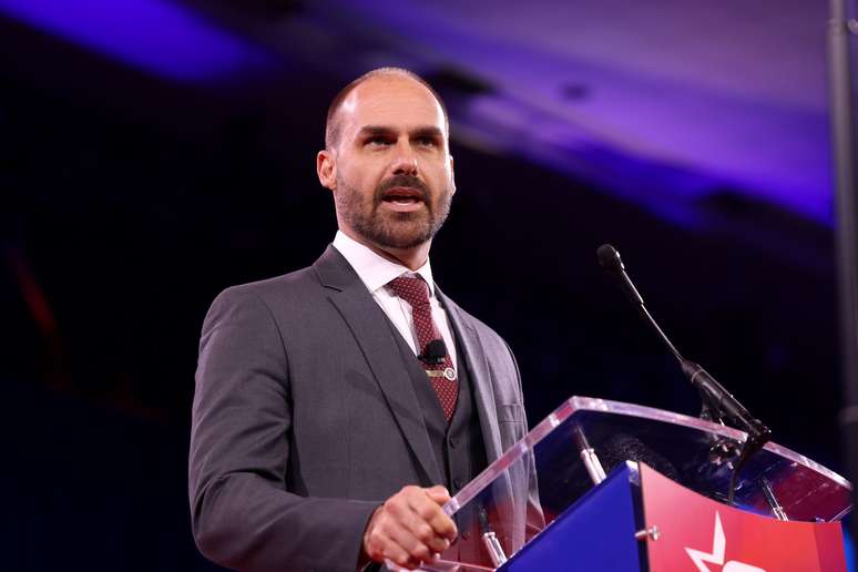 Comissão de Ética da Câmara arquiva representação contra Eduardo Bolsonaro