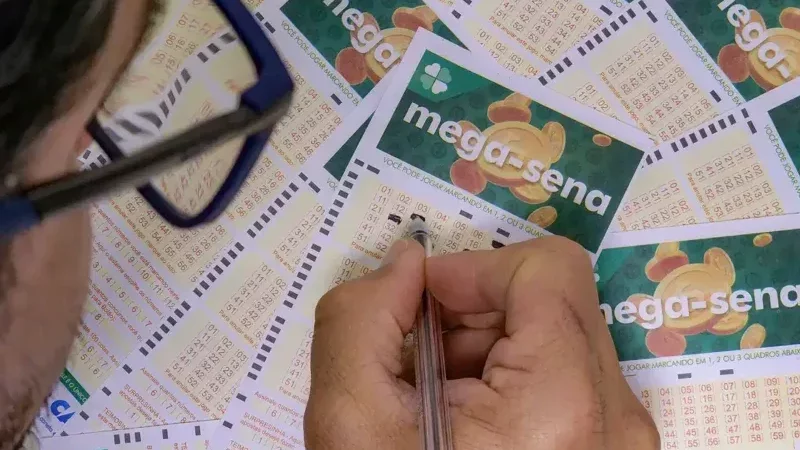 Mega-Sena sorteia neste sábado prêmio acumulado em R$ 12 milhões