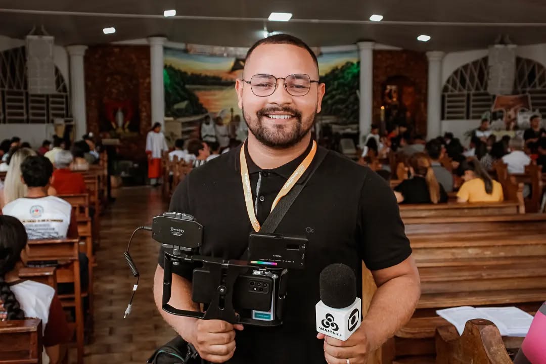 Repórter de afiliada da Globo é agredido e tem celulares roubados no Amazonas