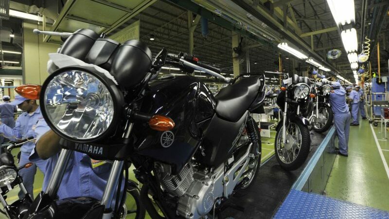 Vendas de motos superam as de carro em setembro, registra a Fenabrave