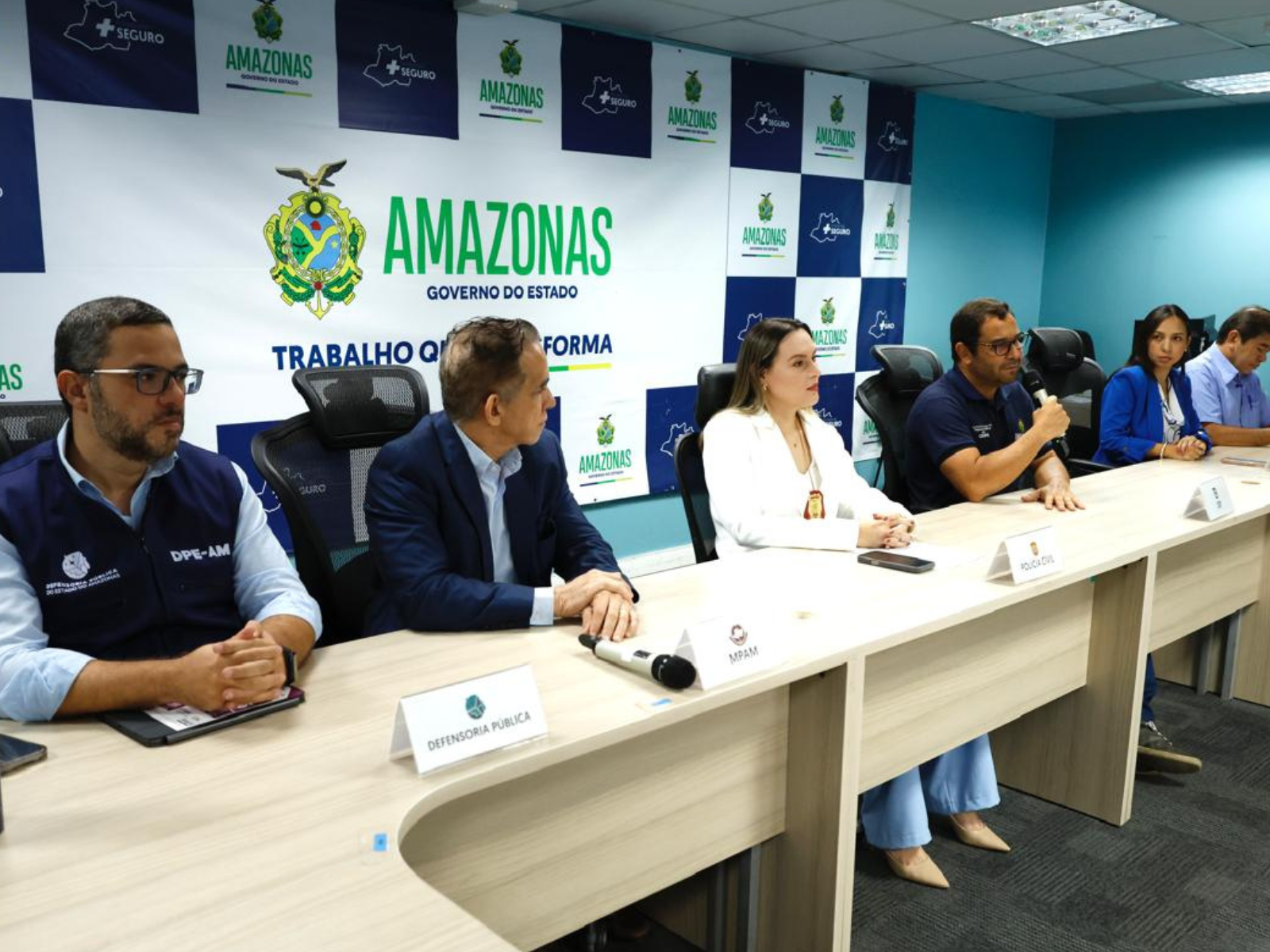 10 prisões e mais de 300 ações educativas no combate à violência contra idosos foram realizadas no AM