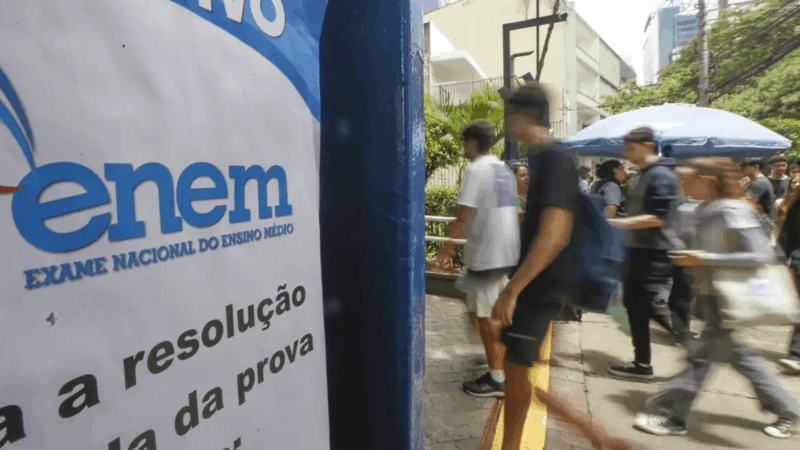 Correria marca fechamento dos portões do Enem em Manaus