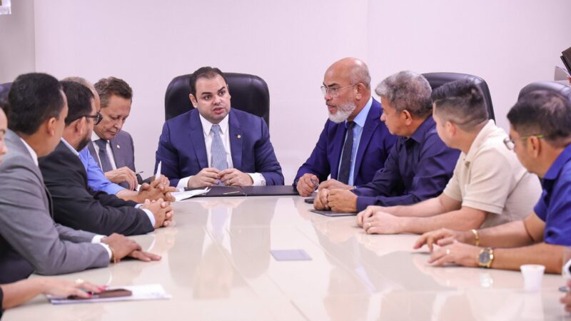 Presidente Roberto Cidade fortalece Câmaras do interior com assinatura de novos termos de cooperação