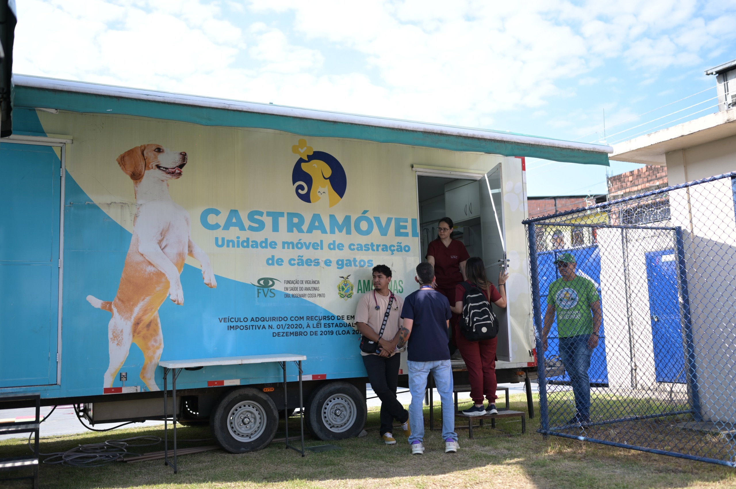 Santa Etelvina recebe Castramóvel com 120 vagas de castração e vacinação gratuita