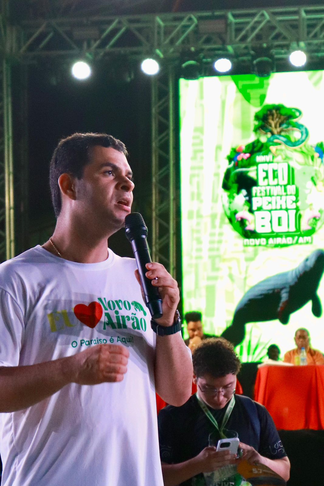 Saullo Vianna destaca mais de R$ 5,7 milhões em emendas destinadas a Novo Airão durante o 26º Eco Festival do Peixe-Boi