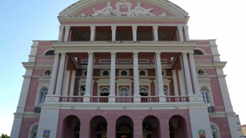 Espaços culturais funcionam em horário diferenciado no feriado de Ano Novo em Manaus