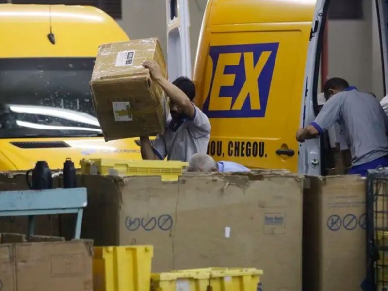 Tesouro aprova empréstimo de R$ 12 bilhões para os Correios