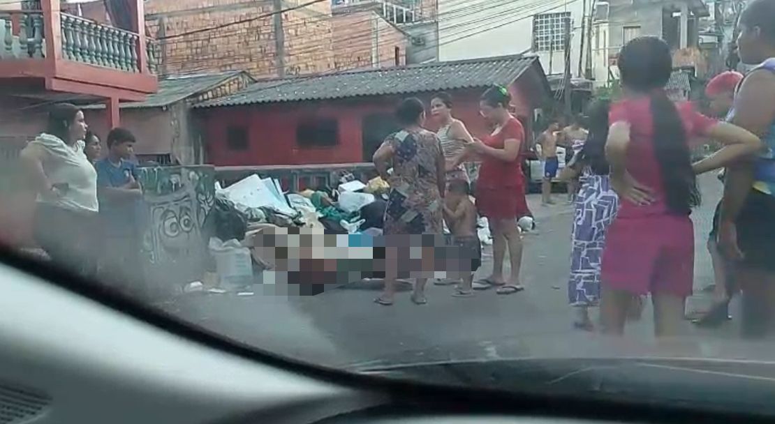 Homem com pernas e braços quebrados é ‘desovado’ em lixeira na Compensa