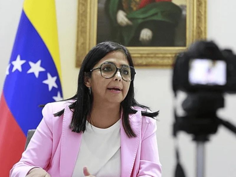 Suprema Corte nomeia vice de Maduro presidente interina após ação dos EUA