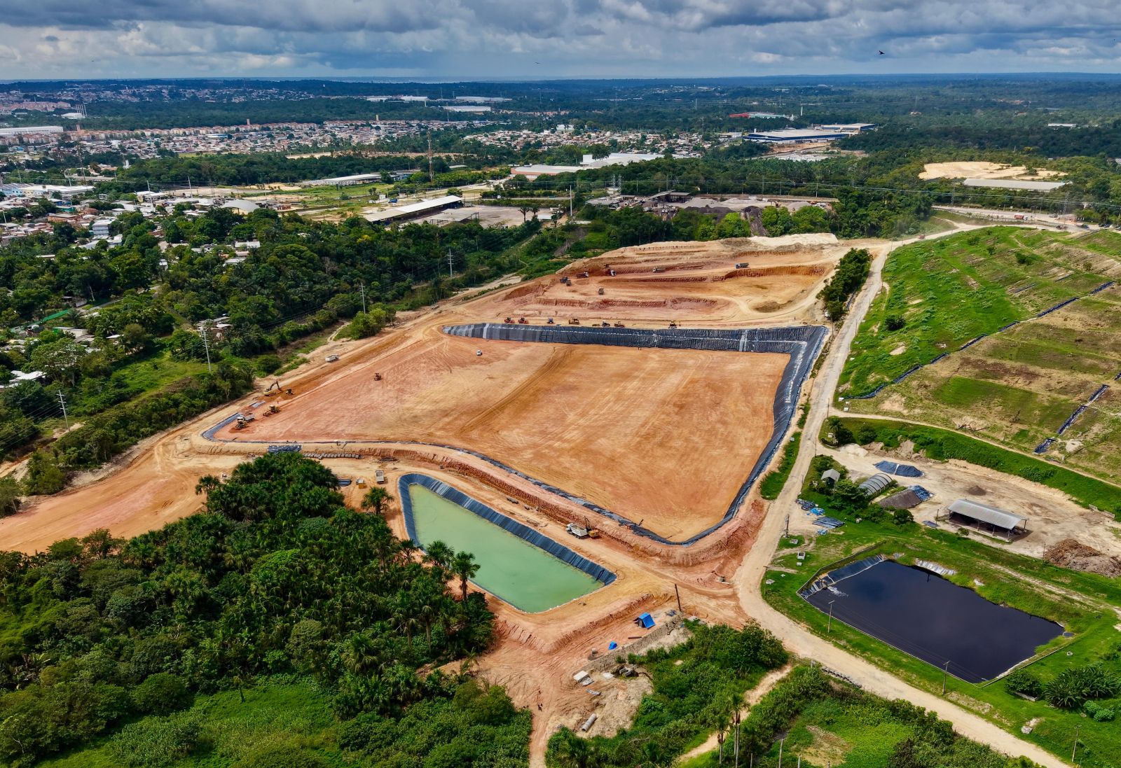 Embargo é anulado e obra do aterro sanitário de Manaus segue liberada