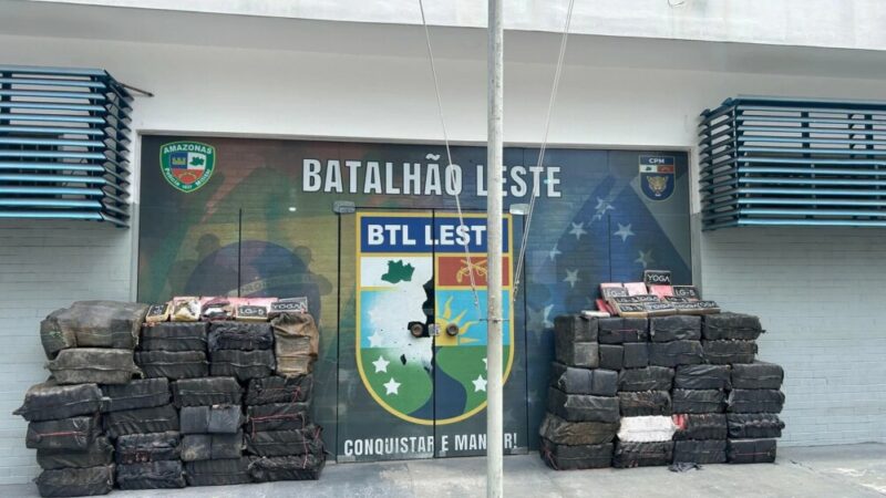 PM apreende 1,1 tonelada de drogas e prende três homens em Manaus