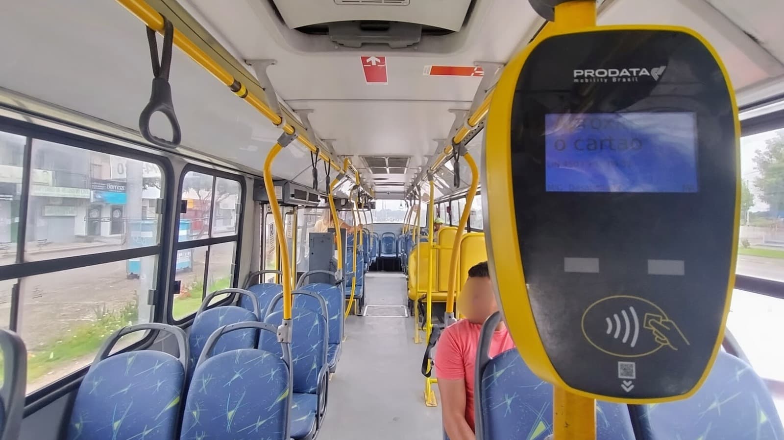 Dupla é presa por criar empresas falsas para fraudar cartões de meia-passagem em Manaus