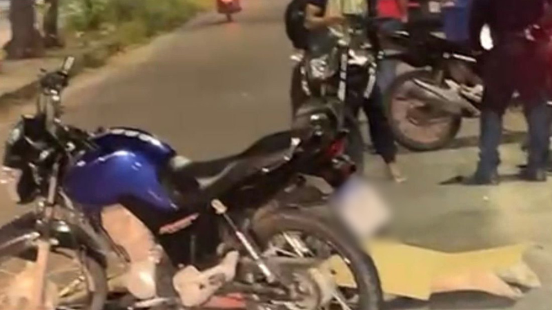 Motociclista morre após perder controle e colidir contra mureta na zona norte de Manaus