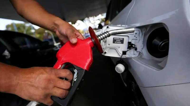 Preço da gasolina dispara e chega a R$ 7,29 nos postos de Manaus