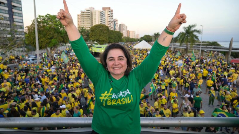 Professora Maria do Carmo lidera crescimento, ultrapassa adversários e encurta distância para Omar