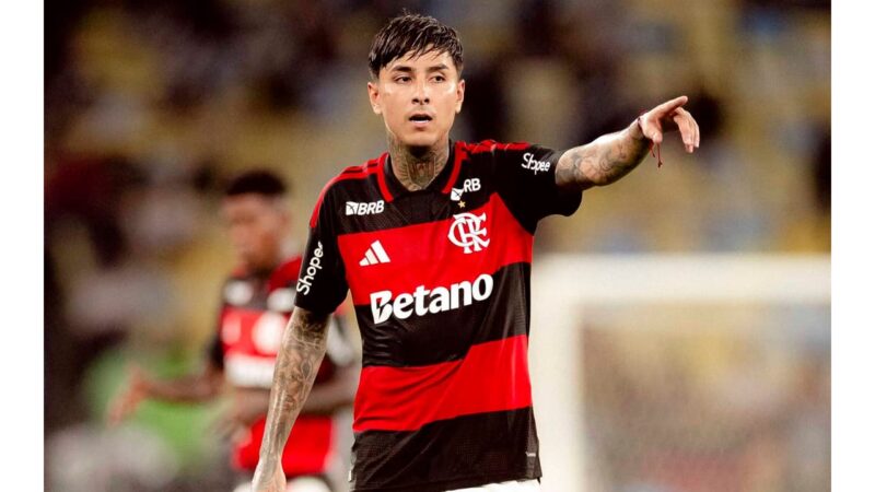 Flamengo multa Pulgar após expulsão contra o Bragantino